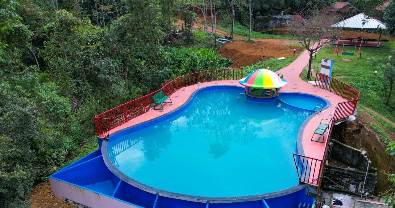 Clay Resort By Bestinn Leisure - Wayanad Padinjarathara Exterior foto