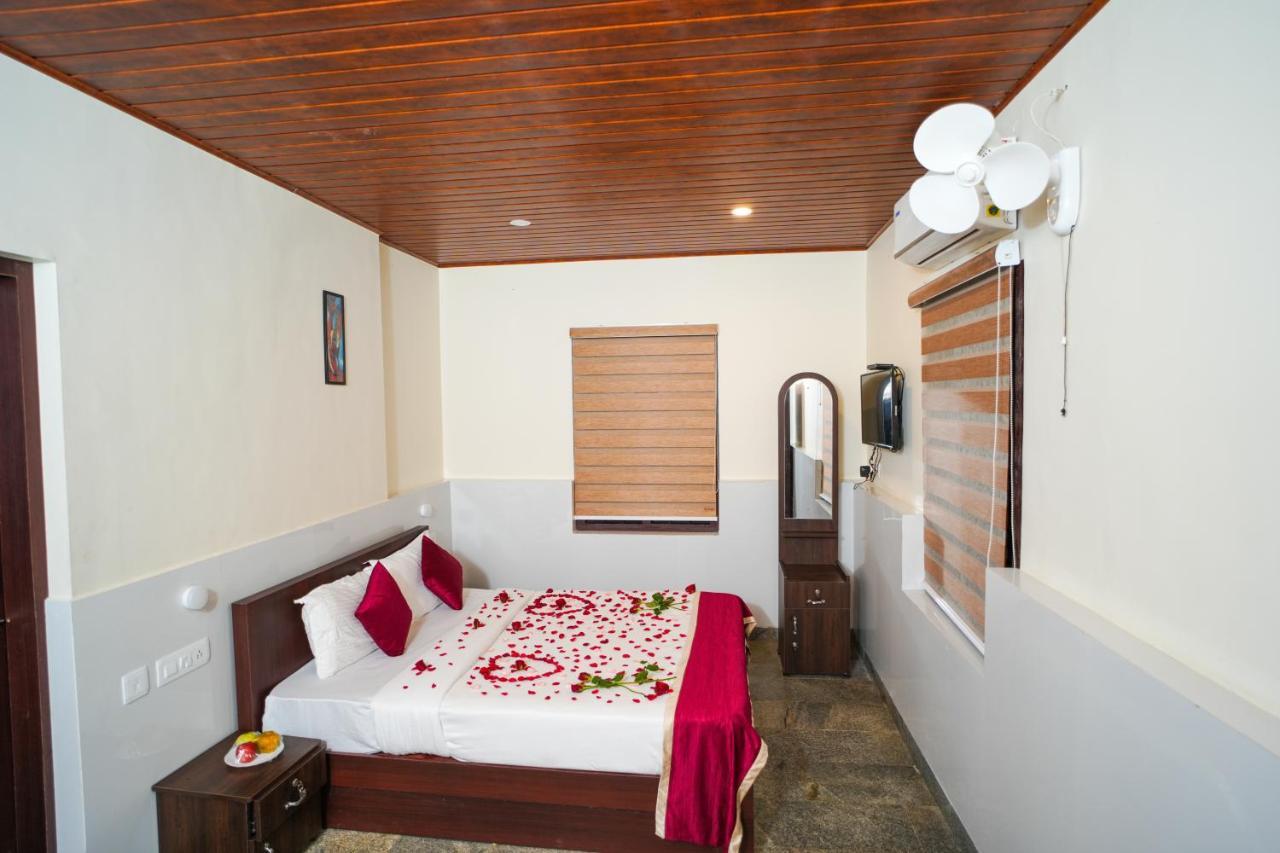 Clay Resort By Bestinn Leisure - Wayanad Padinjarathara Exterior foto