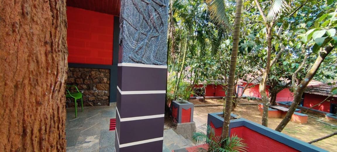 Clay Resort By Bestinn Leisure - Wayanad Padinjarathara Exterior foto