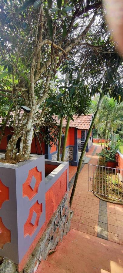 Clay Resort By Bestinn Leisure - Wayanad Padinjarathara Exterior foto